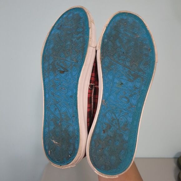 Blowfish Slip On Red and Black Buffalo Check Sneakers 9 - Picture 5 of 5